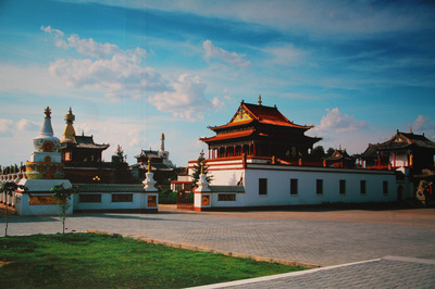 赏最美的景,吃最牛的肉!内蒙古这个小城竟是世界级文化旅游胜地