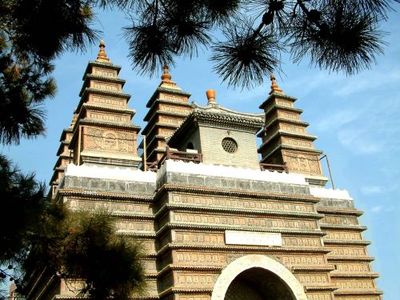 金刚座舍利宝塔景区