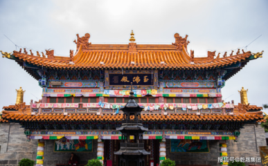 链上旅游 数字时代下的城市地标巡礼——中国代表性建筑盘点与召庙文化之旅